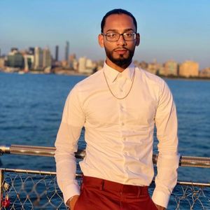 Meet your Posher, Qasim